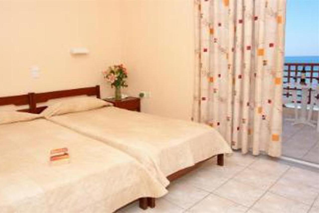 Danaos Beach Apartments Sfáka Extérieur photo