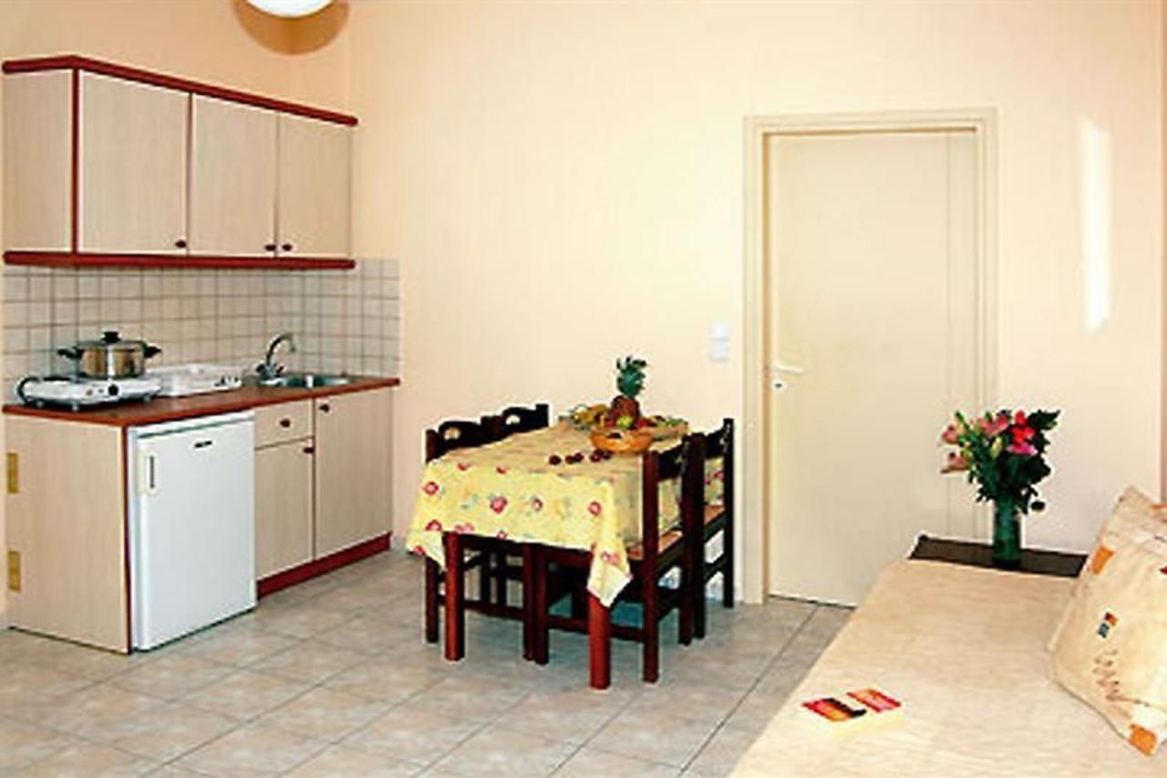 Danaos Beach Apartments Sfáka Extérieur photo