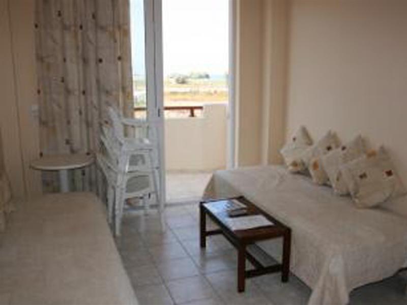 Danaos Beach Apartments Sfáka Extérieur photo